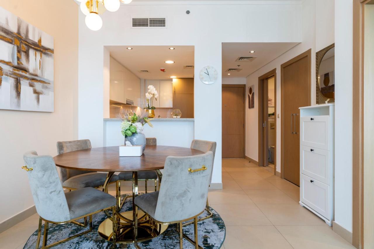 Prestige Living 1Br With Full Burj Khalifa View By Auberge Dubai Exterior foto